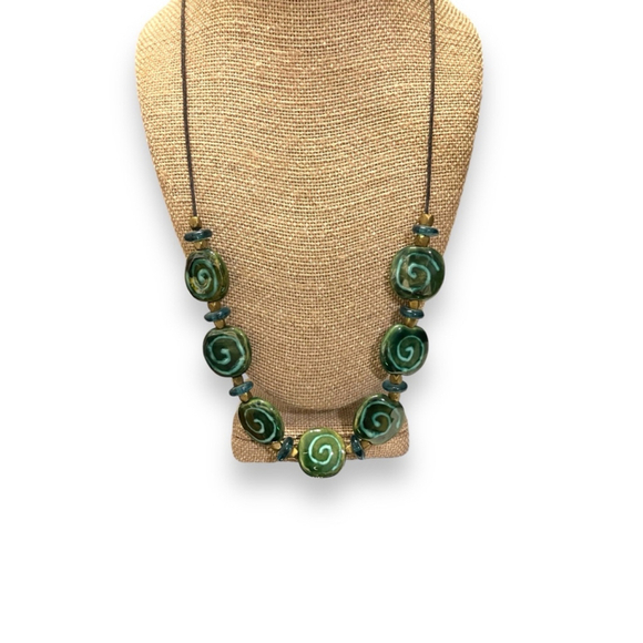 Professionally Made Olive Green 20 inch Corded Necklace Large Round Swirl Beads - Picture 2 of 4